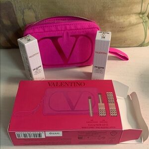Valentino Lipstick Set & Pouch/Zip Wristlet/Bag